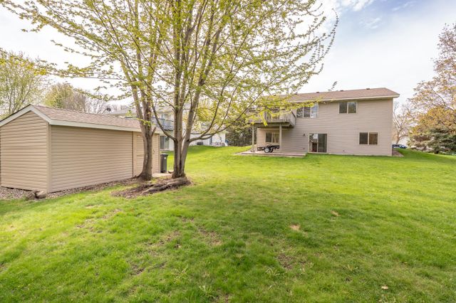 1105 Apgar Street S, Shakopee, MN 55379