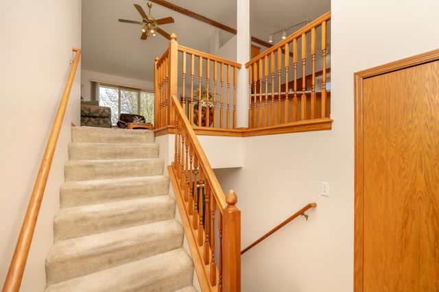 1105 Apgar Street S, Shakopee, MN 55379