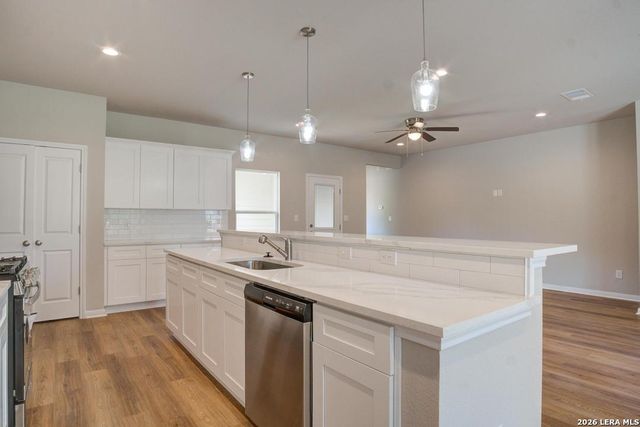 3019 DESERT MORNING ST, San Antonio, TX 78251