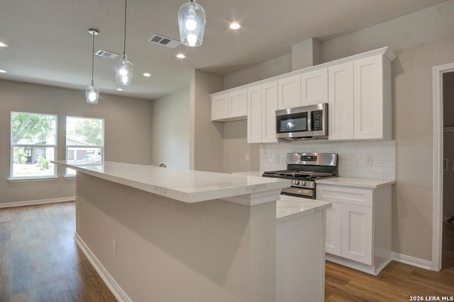 3019 DESERT MORNING ST, San Antonio, TX 78251