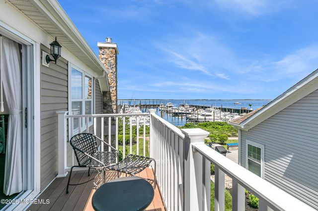 5 Halfmoon Court 905, Highlands, NJ 07732