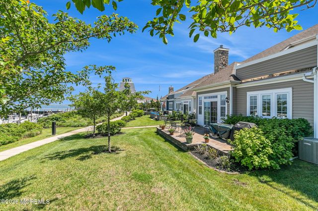 5 Halfmoon Court 905, Highlands, NJ 07732