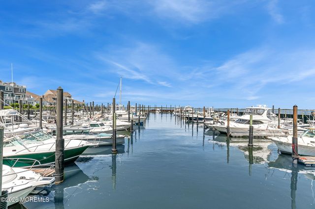 5 Halfmoon Court 905, Highlands, NJ 07732