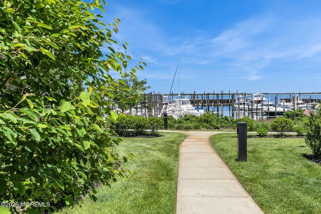 5 Halfmoon Court 905, Highlands, NJ 07732
