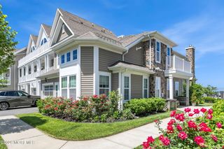 5 Halfmoon Court 905, Highlands, NJ 07732