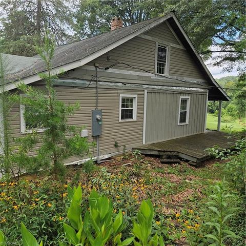 1739 Denny Road, King, NC 27021