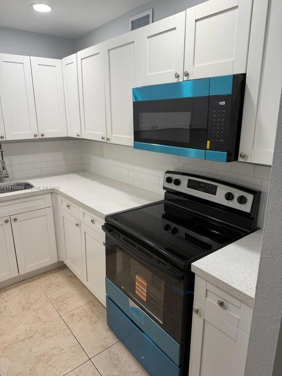 1805 W 56th Street 412, Hialeah, FL 33012