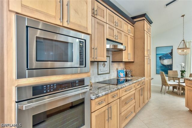 1705 Marsh RUN, Naples, FL 34109