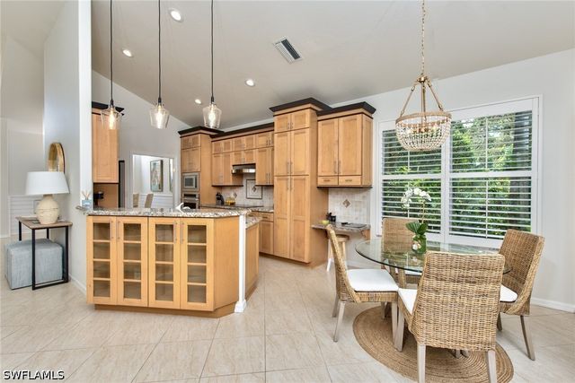 1705 Marsh RUN, Naples, FL 34109