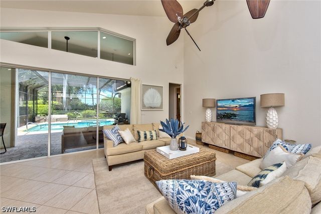 1705 Marsh RUN, Naples, FL 34109