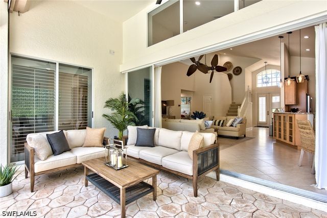 1705 Marsh RUN, Naples, FL 34109