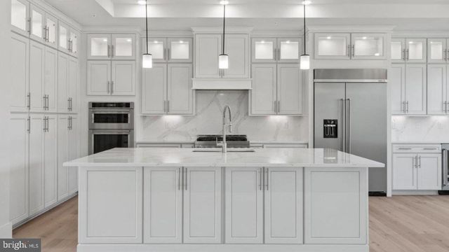 1002 MARSHALLS DR, Upper Marlboro, MD 20774