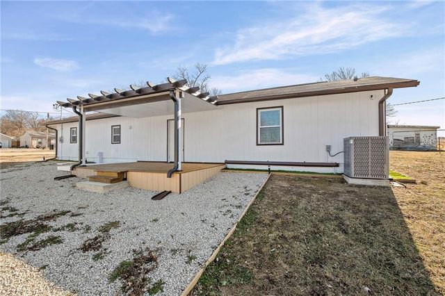 710 Elliott Street, Buckner, MO 64016
