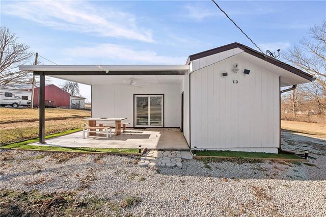 710 Elliott Street, Buckner, MO 64016