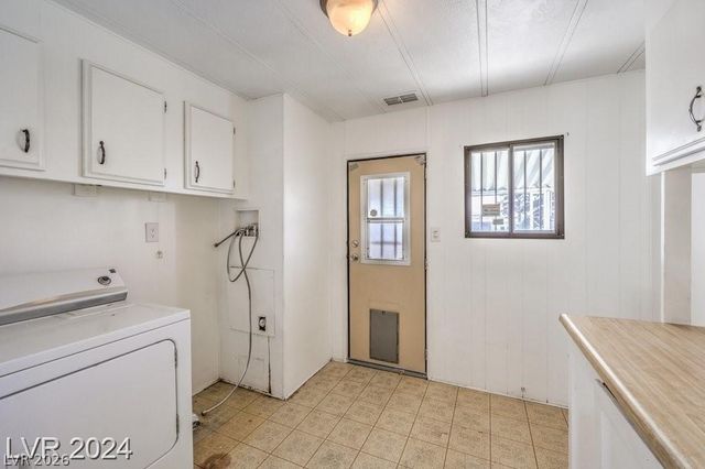 3350 Isle Royale Drive, Las Vegas, NV 89122