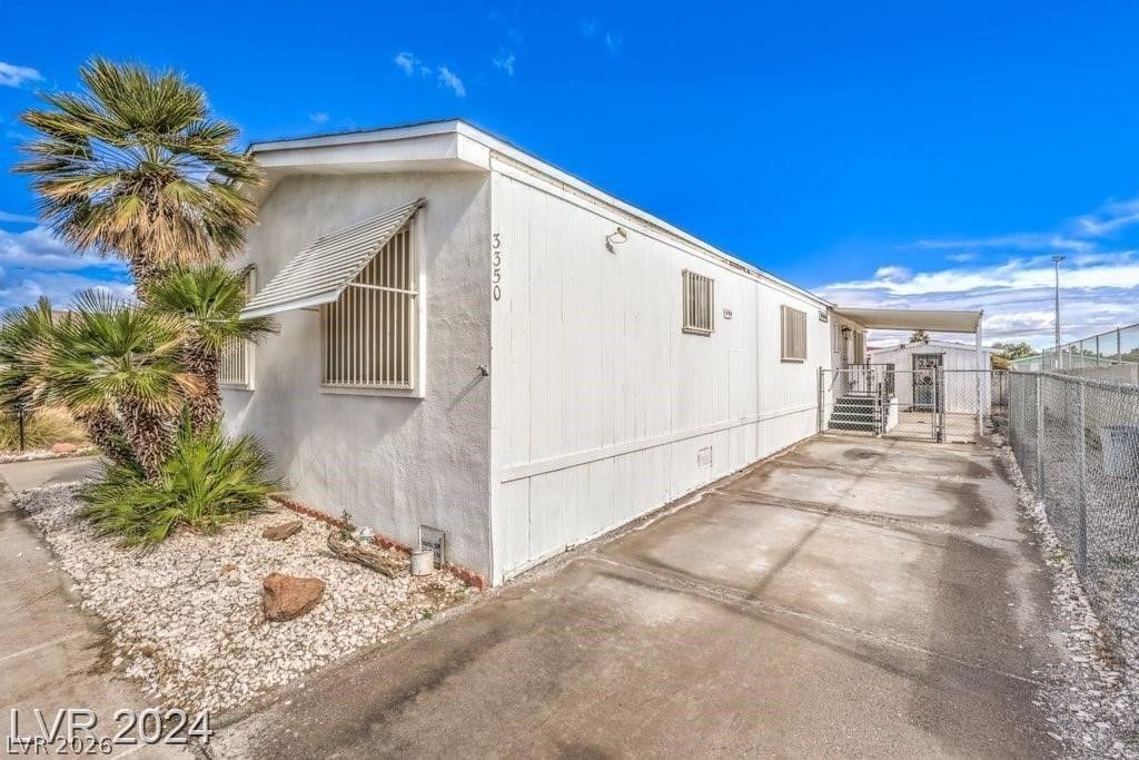 3350 Isle Royale Drive, Las Vegas, NV 89122 — photo 3