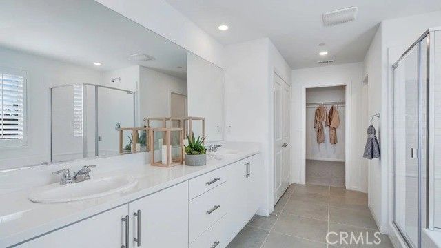 7467 Bucknell Avenue, Hesperia, CA 92345