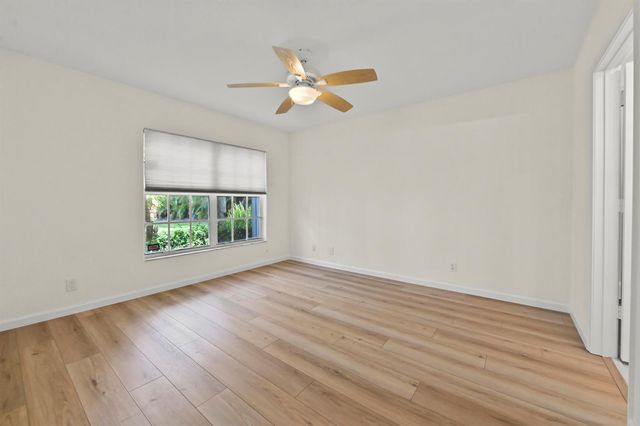 6226 Water Lilly Lane, Boynton Beach, FL 33437