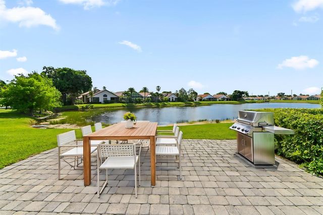 6226 Water Lilly Lane, Boynton Beach, FL 33437