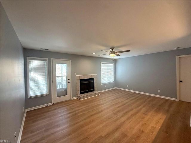 2316 Starfish Rd Apt 202, Virginia Beach, VA 23451