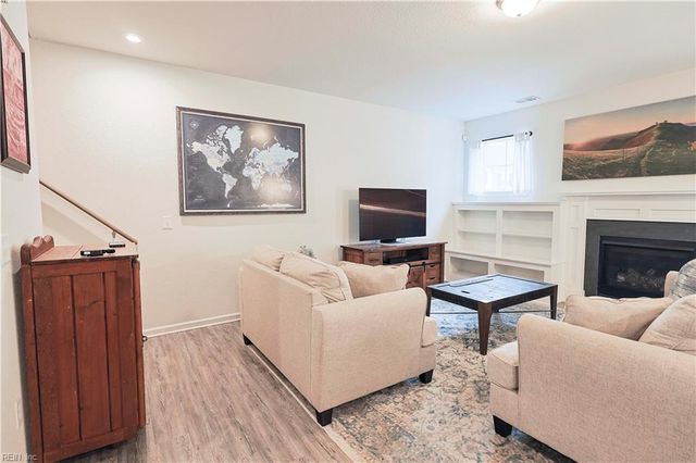 636 Rhema RD, Virginia Beach, VA 23462