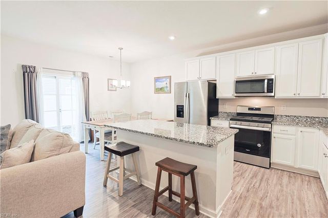 636 Rhema RD, Virginia Beach, VA 23462