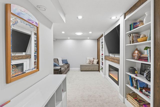 5756 25th Avenue S, Minneapolis, MN 55417