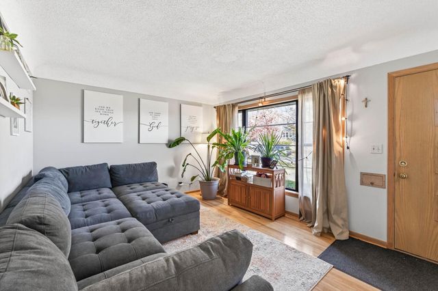 5756 25th Avenue S, Minneapolis, MN 55417