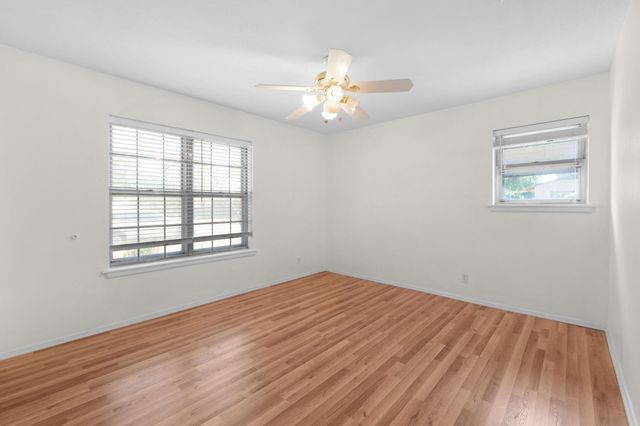 2025 Forest TRL, Kingsland, TX 78639