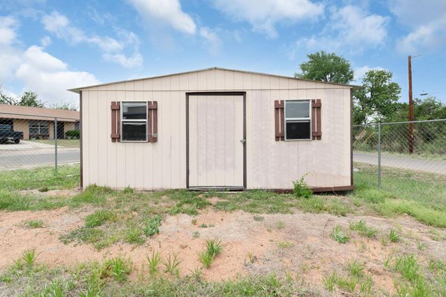 2025 Forest TRL, Kingsland, TX 78639