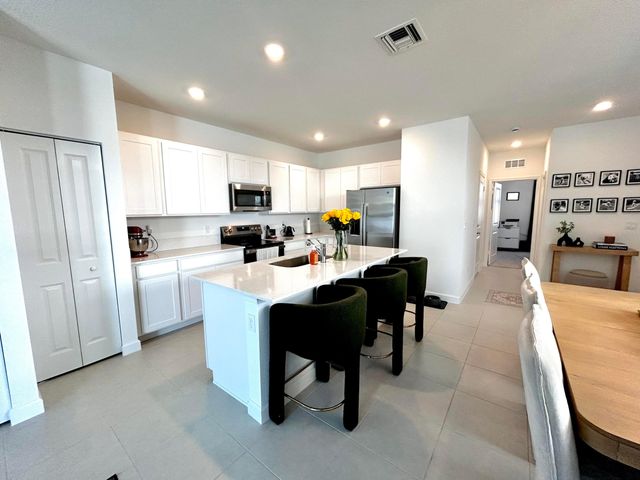 317 SE Crossoak Lane, Port St. Lucie, Port St Lucie, FL 34984