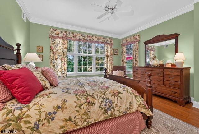 87 Saratoga Ct, Franklin Twp., NJ 08873