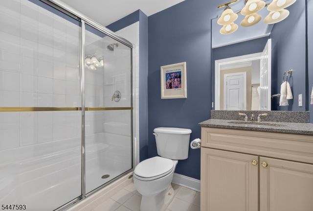 87 Saratoga Ct, Franklin Twp., NJ 08873