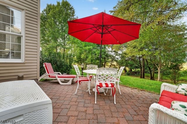 87 Saratoga Ct, Franklin Twp., NJ 08873
