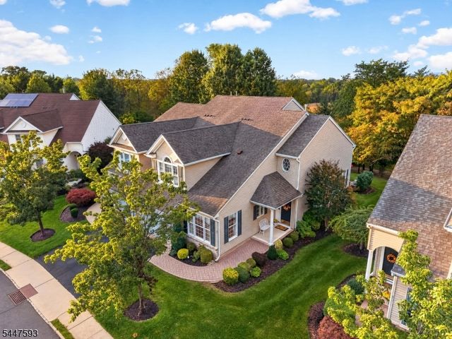 87 Saratoga Ct, Franklin Twp., NJ 08873