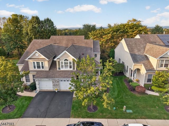87 Saratoga Ct, Franklin Twp., NJ 08873