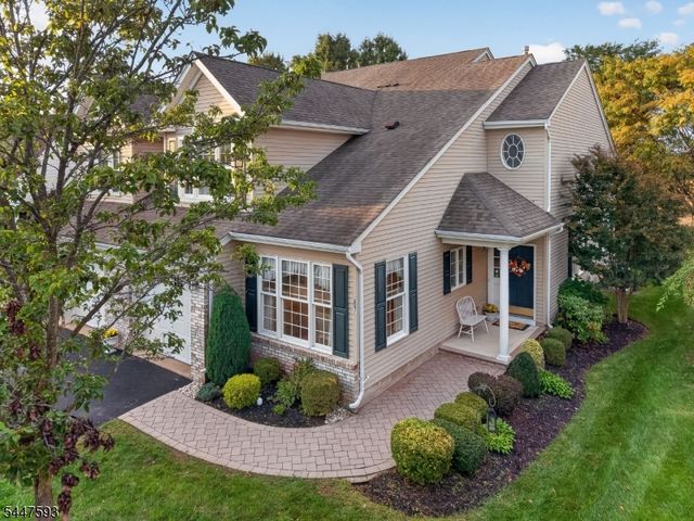 87 Saratoga Ct, Franklin Twp., NJ 08873