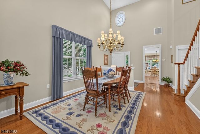 87 Saratoga Ct, Franklin Twp., NJ 08873