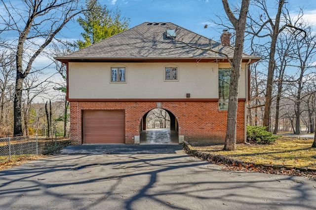 5147 S Farm Road 181, Springfield, MO 65804