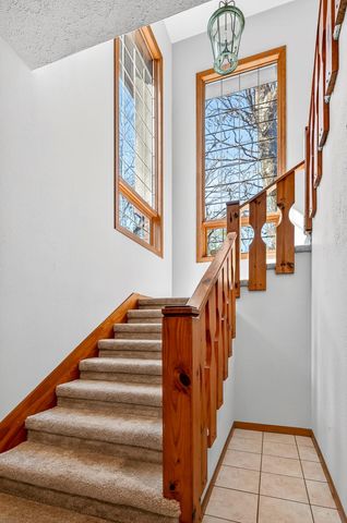 5147 S Farm Road 181, Springfield, MO 65804