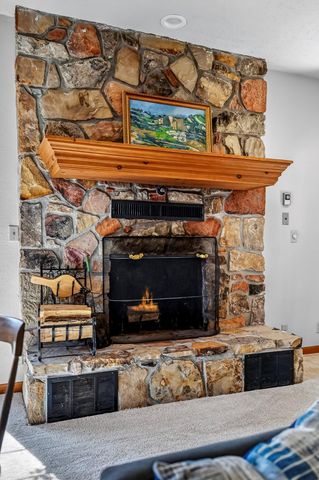 5147 S Farm Road 181, Springfield, MO 65804