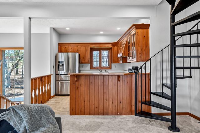 5147 S Farm Road 181, Springfield, MO 65804