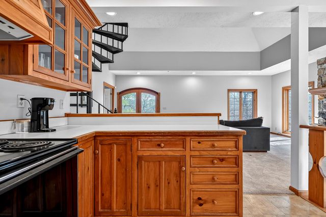 5147 S Farm Road 181, Springfield, MO 65804