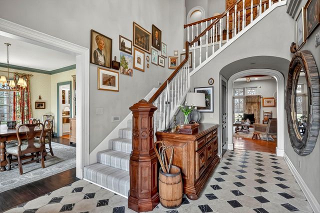 5147 S Farm Road 181, Springfield, MO 65804