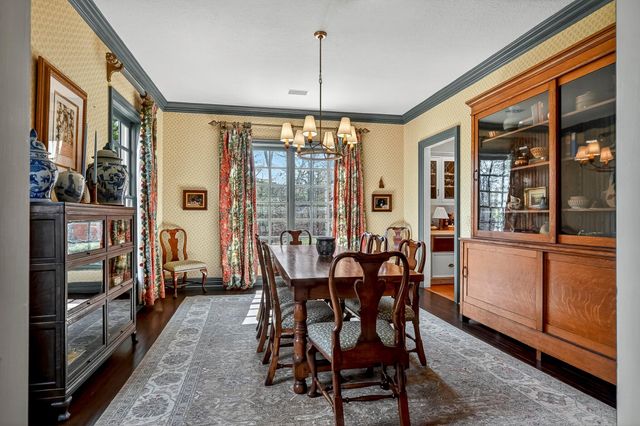 5147 S Farm Road 181, Springfield, MO 65804