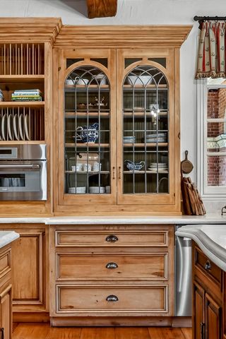 5147 S Farm Road 181, Springfield, MO 65804