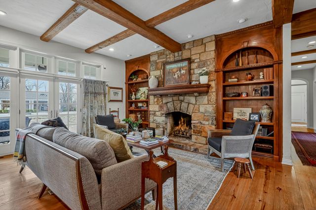 5147 S Farm Road 181, Springfield, MO 65804