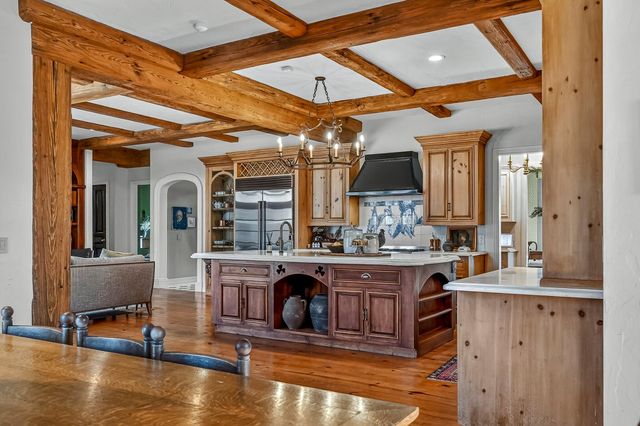 5147 S Farm Road 181, Springfield, MO 65804