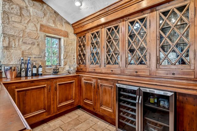 5147 S Farm Road 181, Springfield, MO 65804