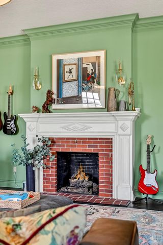 5147 S Farm Road 181, Springfield, MO 65804